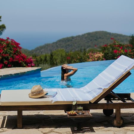 Villa & Guesthouse Paissa D'En Bernat Cala Tarida  Eksteriør billede