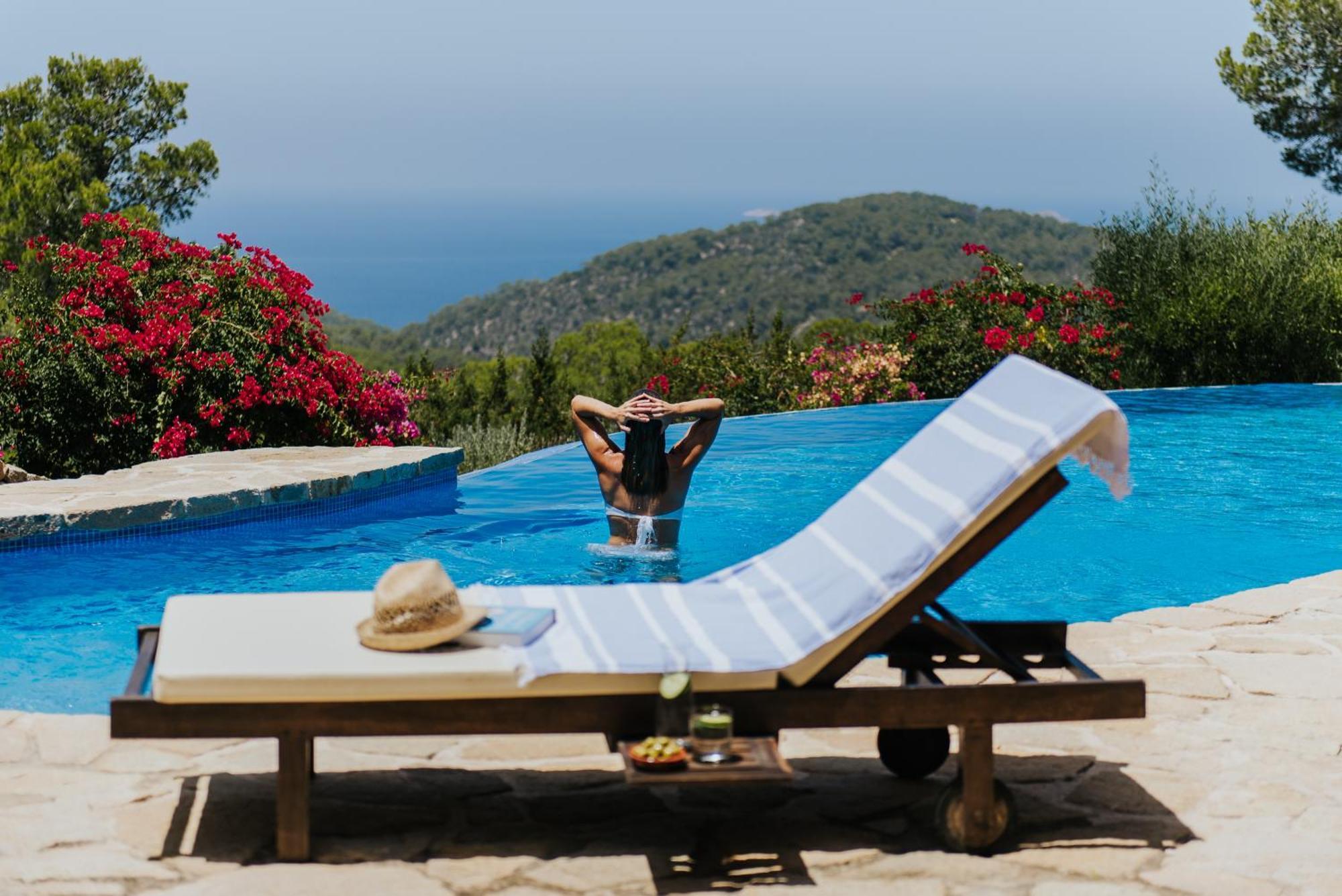 Villa & Guesthouse Paissa D'En Bernat Cala Tarida  Eksteriør billede