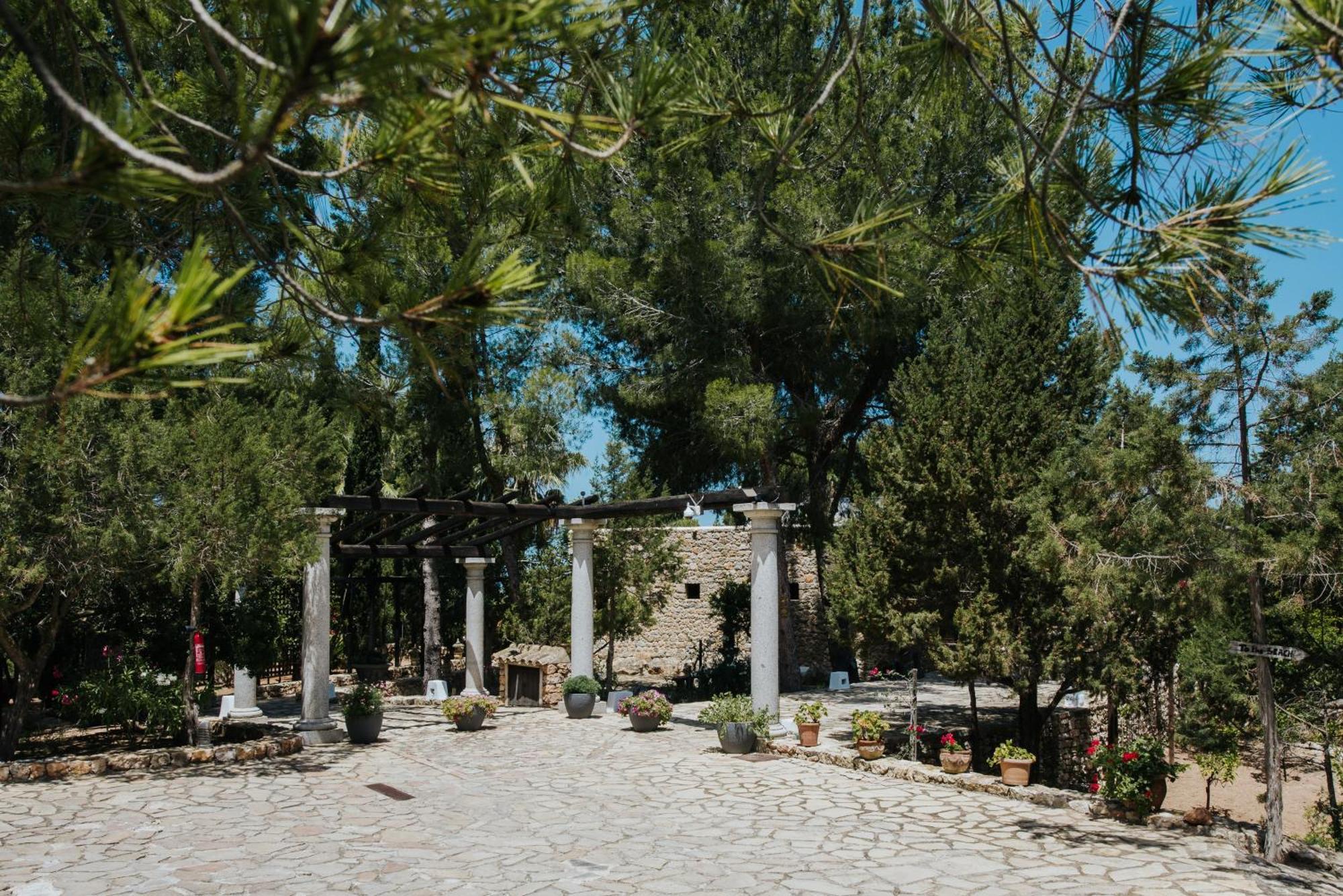 Villa & Guesthouse Paissa D'En Bernat Cala Tarida  Eksteriør billede
