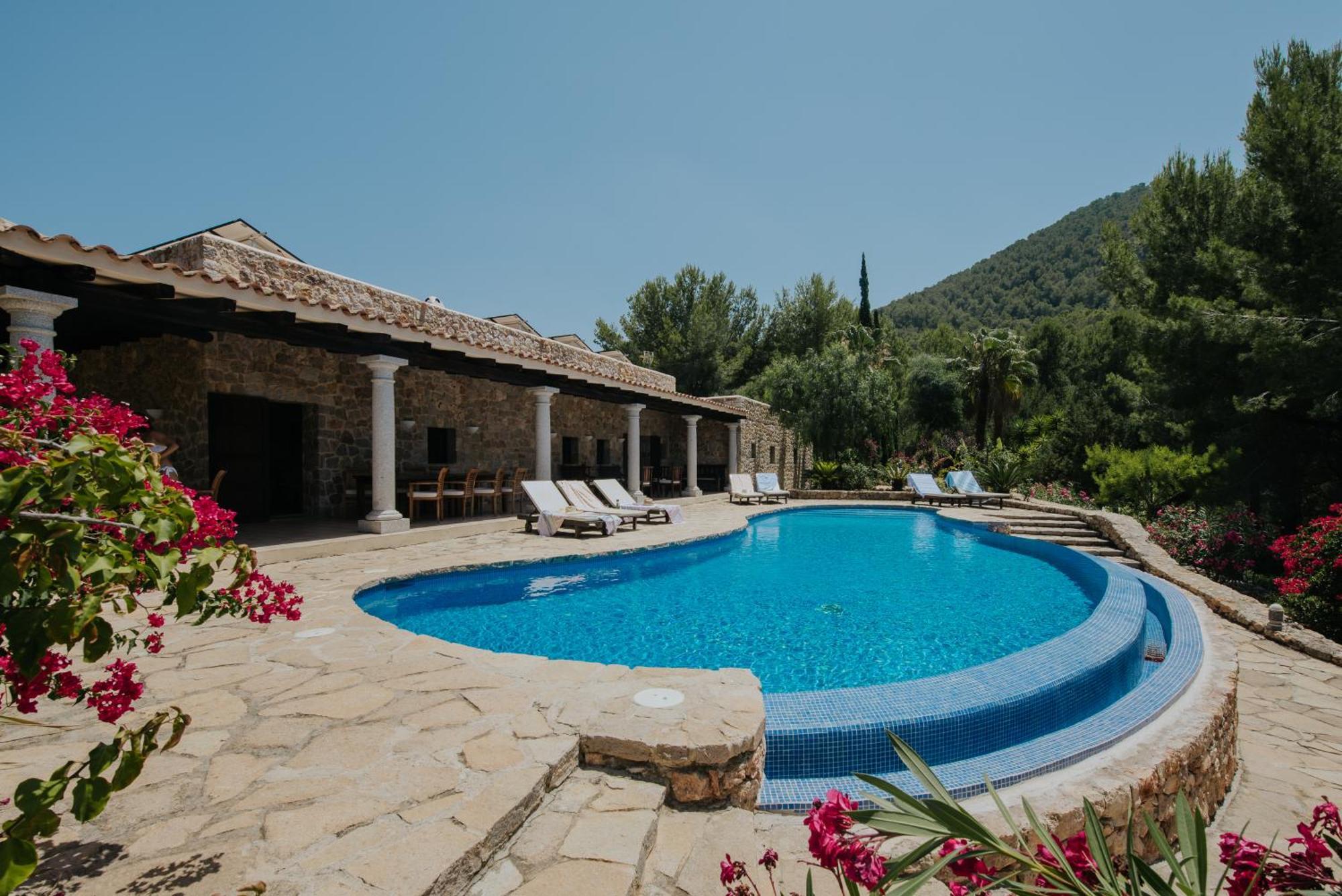 Villa & Guesthouse Paissa D'En Bernat Cala Tarida  Eksteriør billede