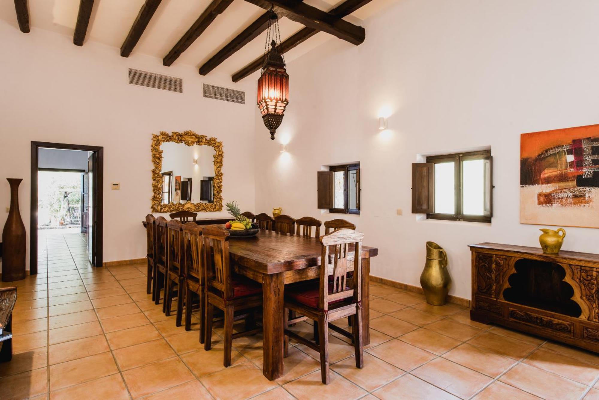 Villa & Guesthouse Paissa D'En Bernat Cala Tarida  Eksteriør billede