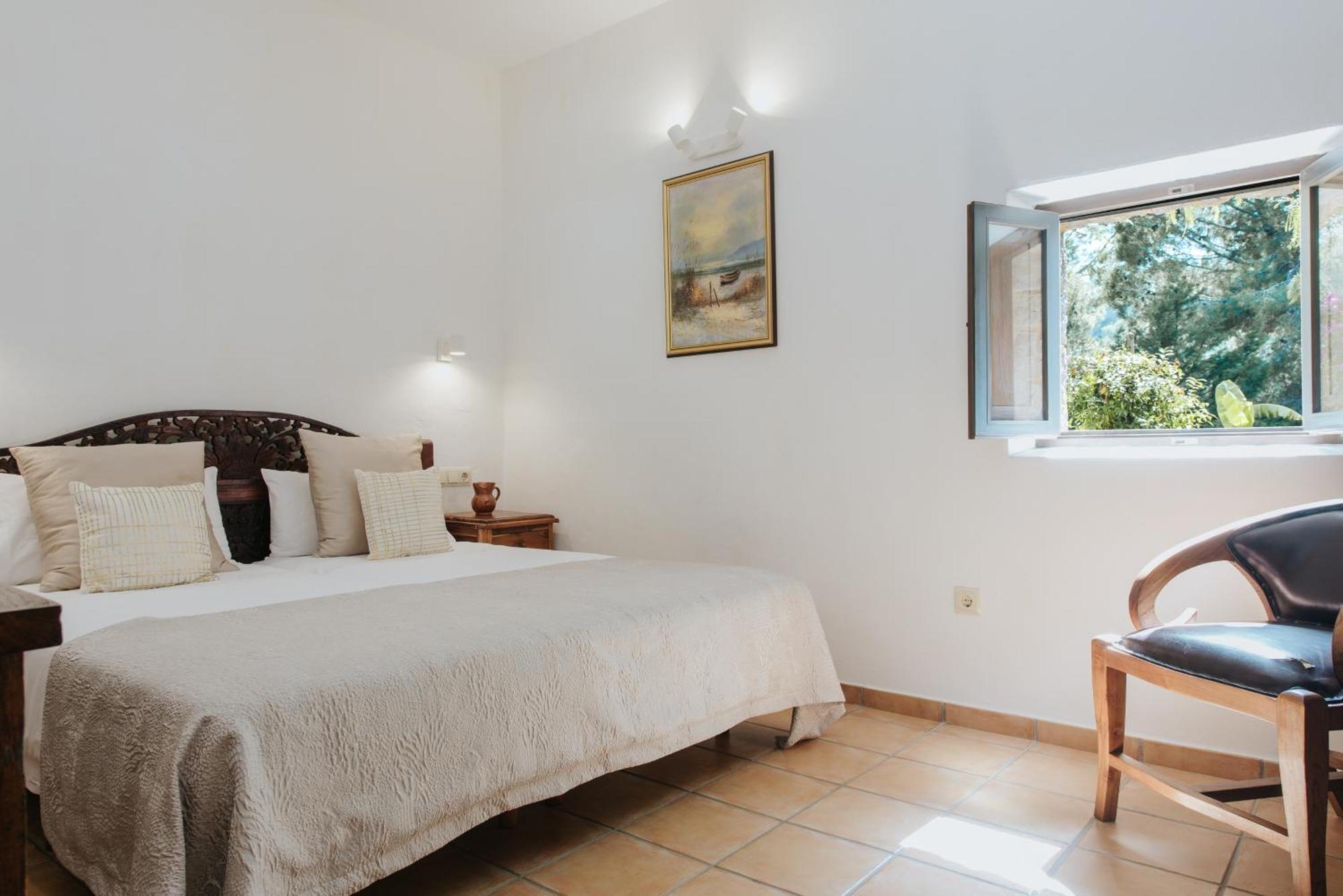 Villa & Guesthouse Paissa D'En Bernat Cala Tarida  Eksteriør billede